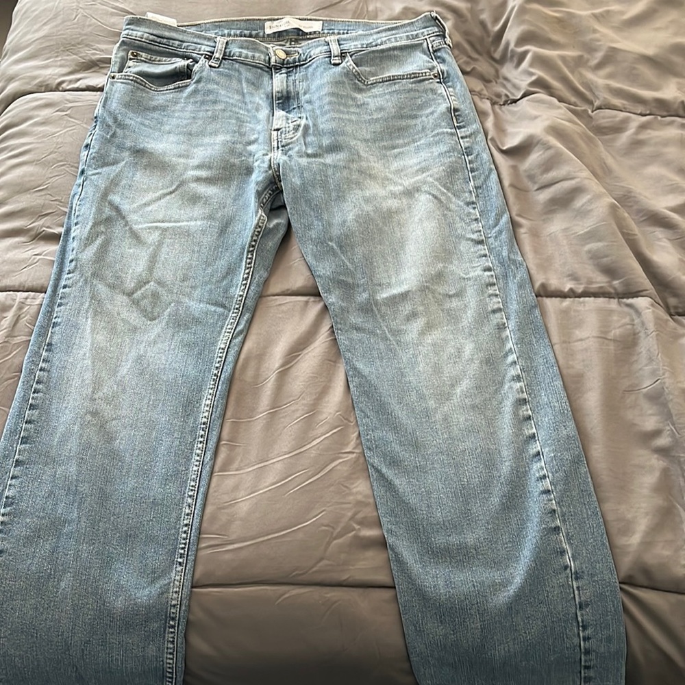 Levi jeans